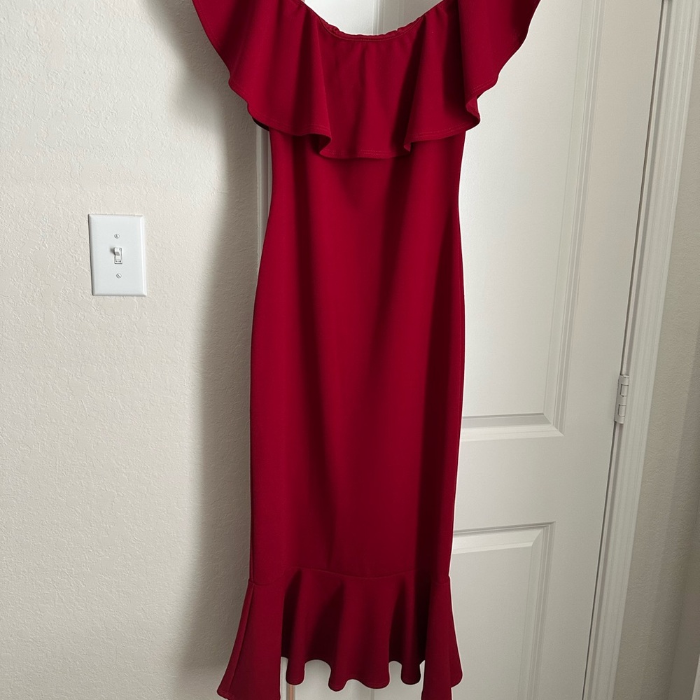 Elegant Red Ruffle Dress